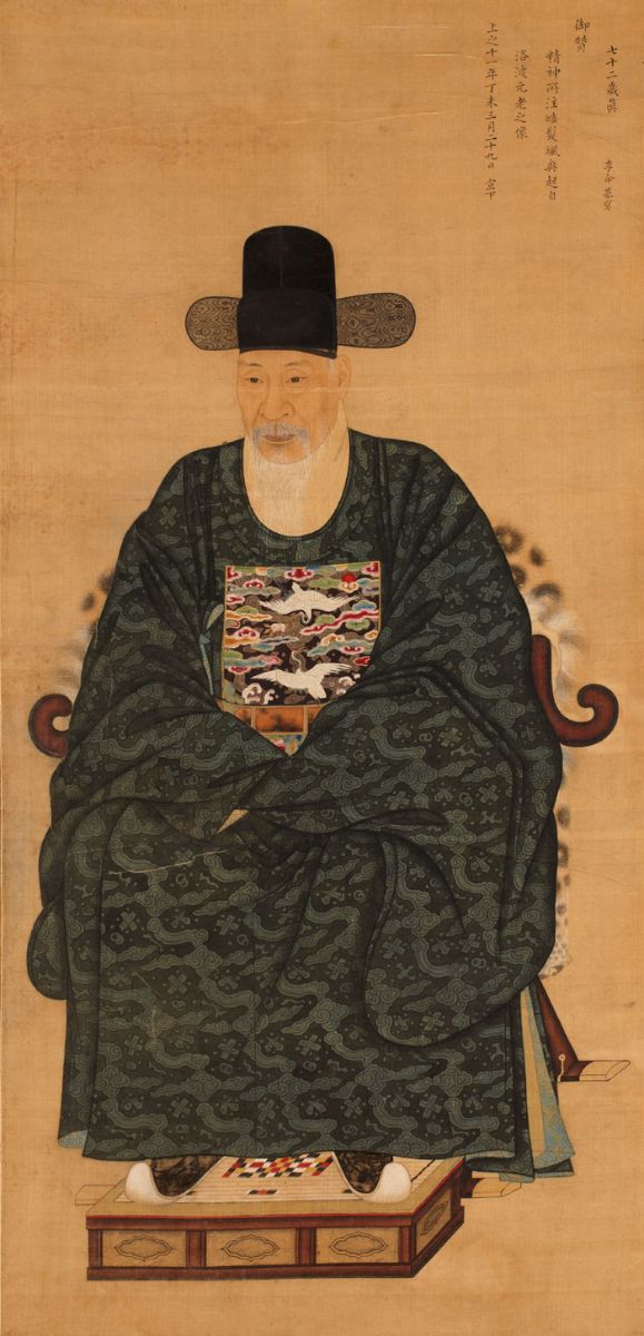 왕실화가 이명기(李命基)가 그린 김치인(金致仁) 초상화, 177×71.5cm. 오른쪽 상단의 글은 이명기의 그림을 정조가 칭송하는 글을 적은 것이다.