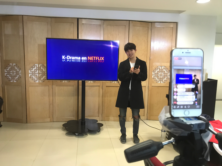 ▲페이스북 라이브 방송 진행