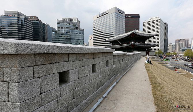 남산 쪽에서 바라본 숭례문의 전경 (사진: 전한)