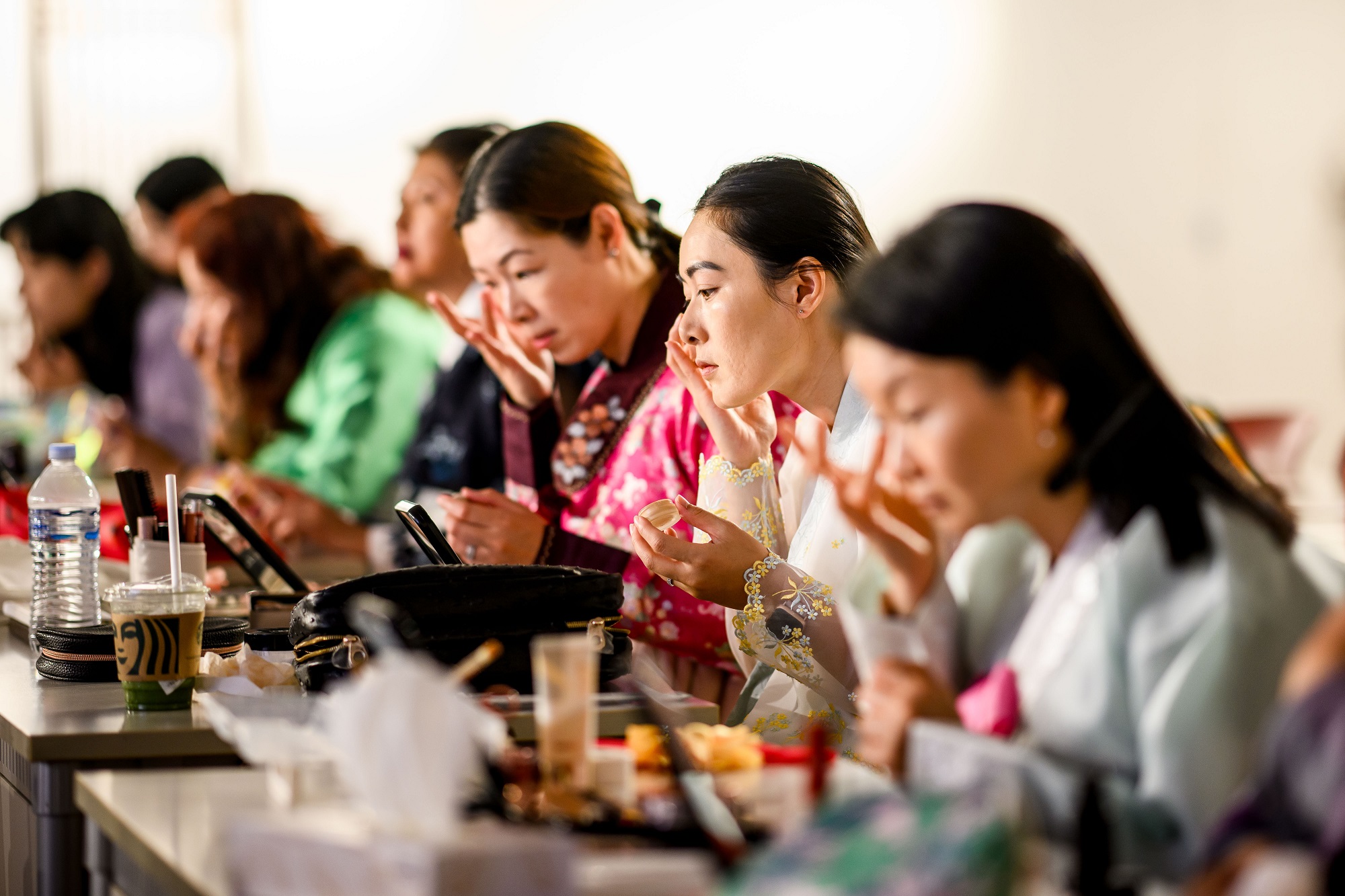 활동 - 음력설 맞이 한복 헤어·메이크업 K-뷰티 워크숍 성료 | 국제문화홍보정책실 음력설 맞이 한복 헤어·메이크업 K-뷰티 워크숍 성료