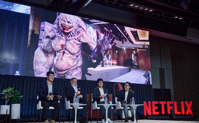 ▲ VFX(Visual Effects, 시각적 특수효과) 시연을 통해 ‘스위트홈’ 속 크리처가 간담회 현장에 나타났다. 넷플릭스