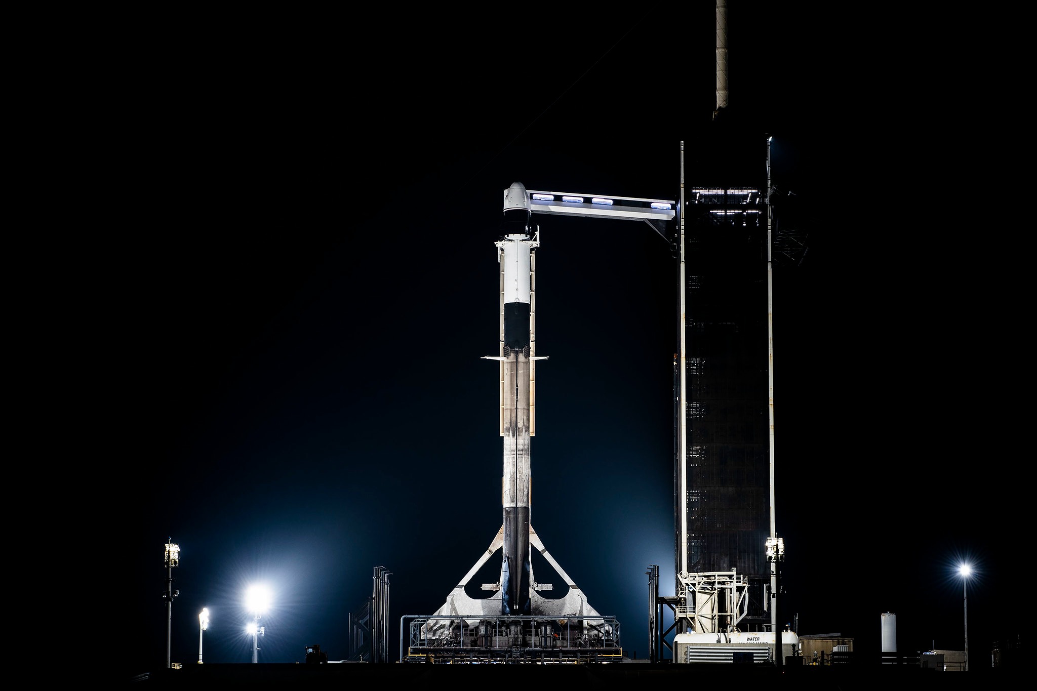 ▲ 우주항공청과 한국천문연구원이 미국 항공우주국(NASA)과 공동으로 개발한 태양 코로나그래프 ‘코덱스’를 5일(한국 시간) 스페이스X가 개발한 화물선에 실려 국제우주정거장으로 발사할 예정이다. 사진은 지난해 3월 13일 스페이스X가 개발한 화물선 화물선의 모습. 스페이스X