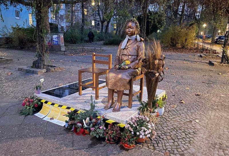 Statue of Peace in Berlin