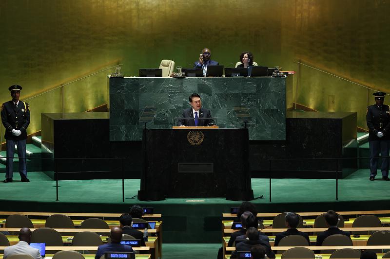 ▲ 윤석열 대통령이 20일(현지 시간) 미국 뉴욕 유엔(UN)총회 본회의장에서 열린 제78차 유엔총회에서 기조연설을 하고 있다. 전한 기자 hanjeon@korea.kr