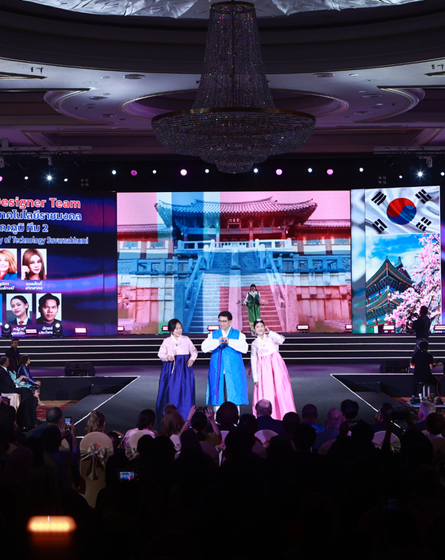 제14회 세계 타이실크 패션쇼 '14th Celebration of Silk: Thai Silk Road to the World'