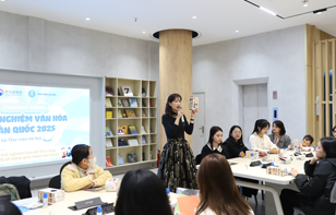 2025 하노이도서관 한국문화체험 프로그램 -  한지공예 체험수업