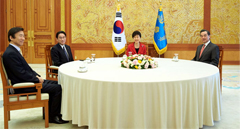 박 대통령, 동북아 협력메커니즘 강조