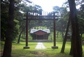 5월 10일부터 일반에 처음으로 공개되는 영친왕의 무덤 영원(英園). 